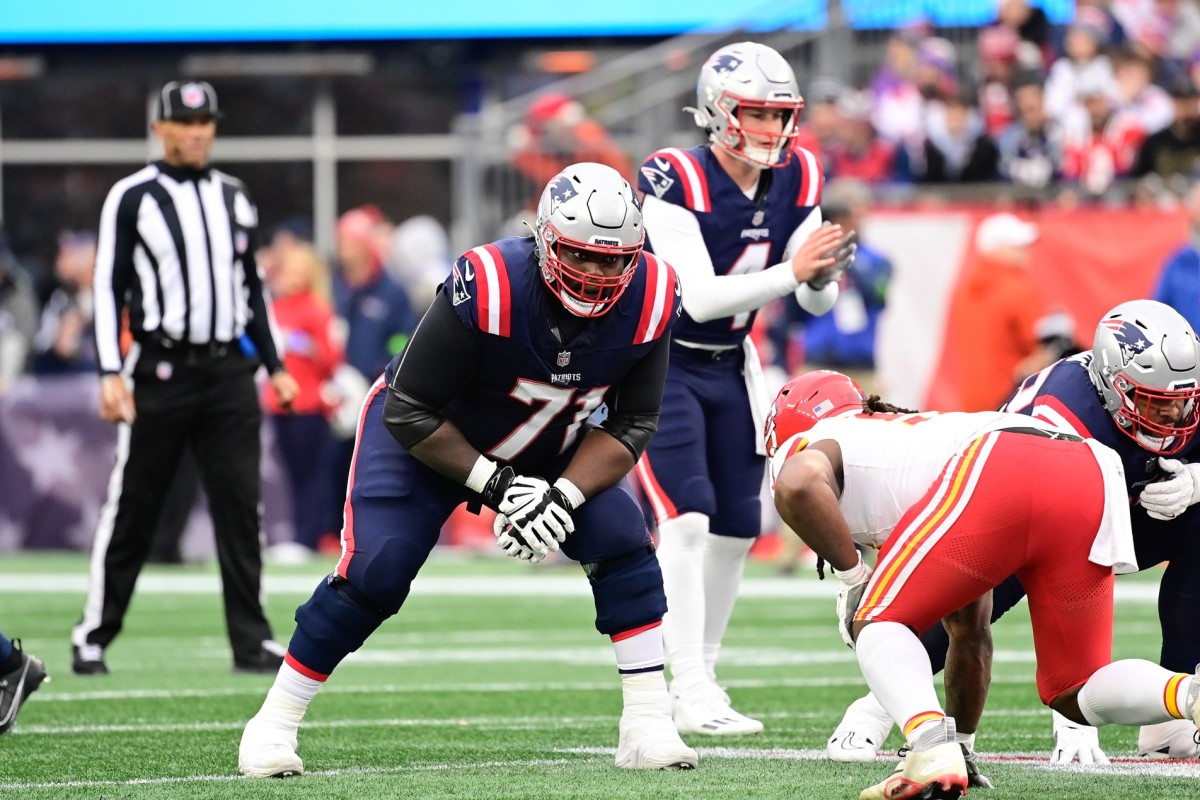 The Las Vegas Raiders could be in the running for offensive lineman Mike Onwenu.